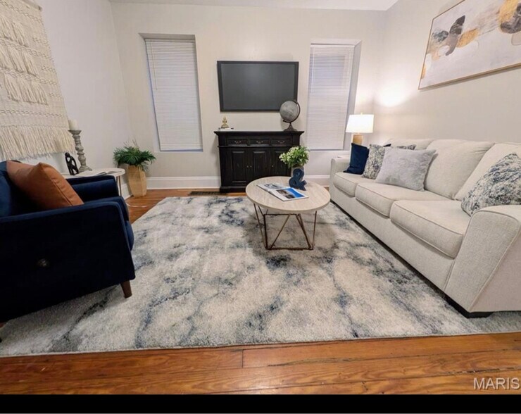 Building Photo - 3418 Hartford St