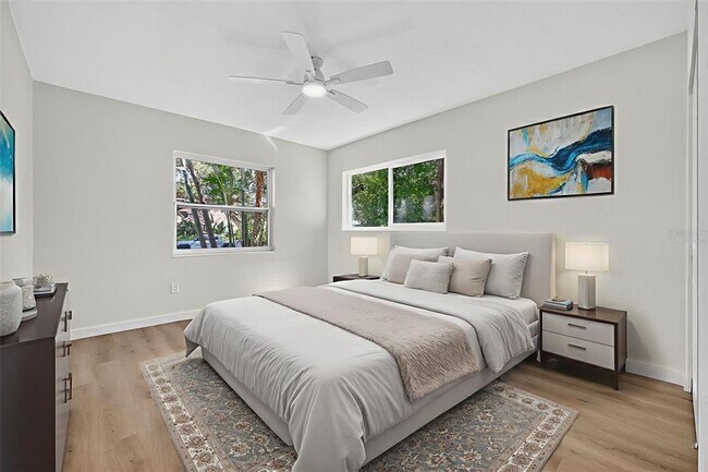 Building Photo - 2710 Boca Ciega Dr N