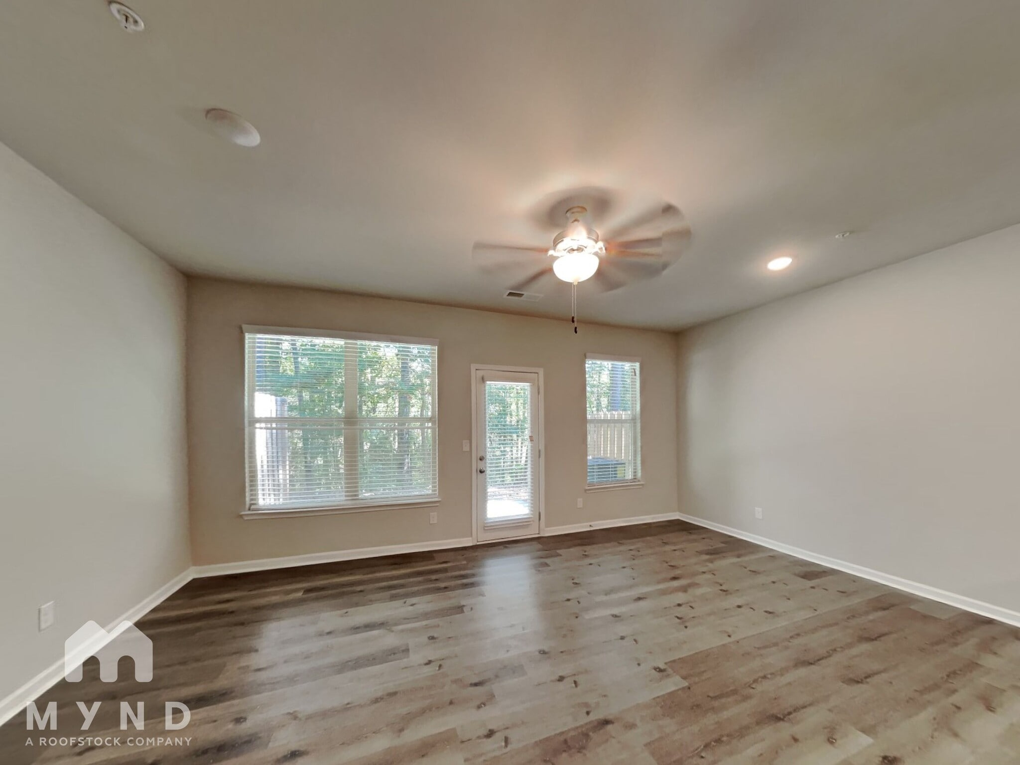 Building Photo - 8370 Douglass Trail