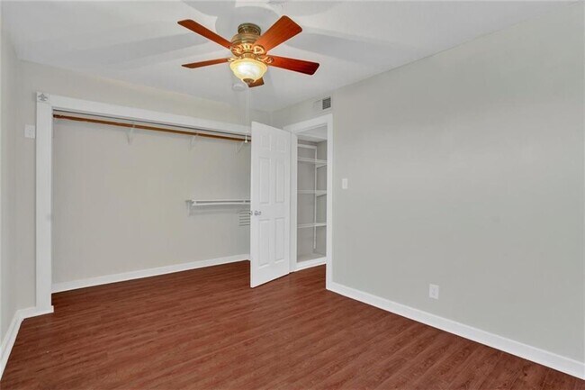 Building Photo - 2000 Lightsey Rd