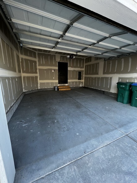 Building Photo - 4024 W 740 N