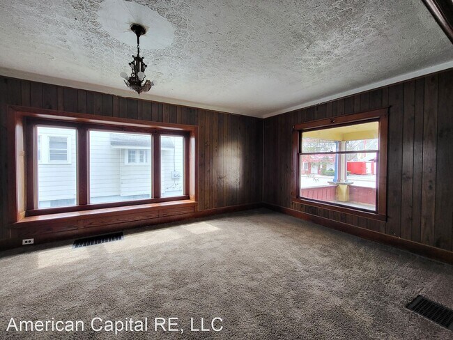 Building Photo - 5 br, 1.5 bath House - 647 Pennsylvania Ave