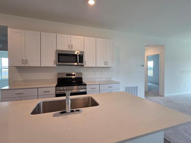 Building Photo - 8066 SW 44th Terrace