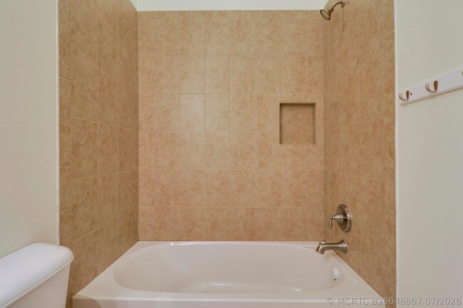Building Photo - 11340 SW Vanderbilt Cir