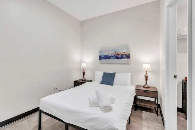 Building Photo - 800 Penn Ave