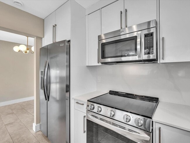 Building Photo - 5408 NE 3rd Ter.