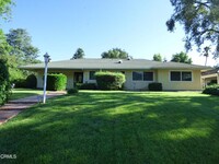 Building Photo - 1429 Descanso Dr
