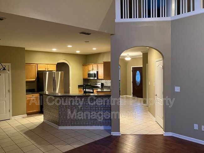 Building Photo - 8038 Mary Alice Way