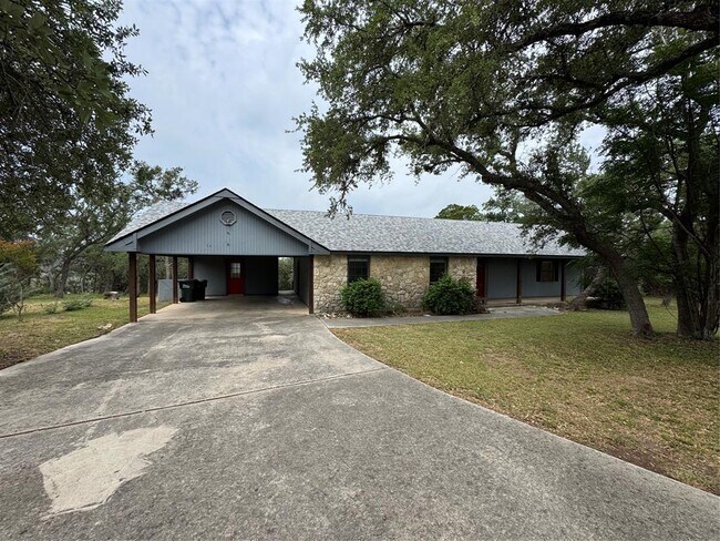 Primary Photo - 301 Mesa Dr