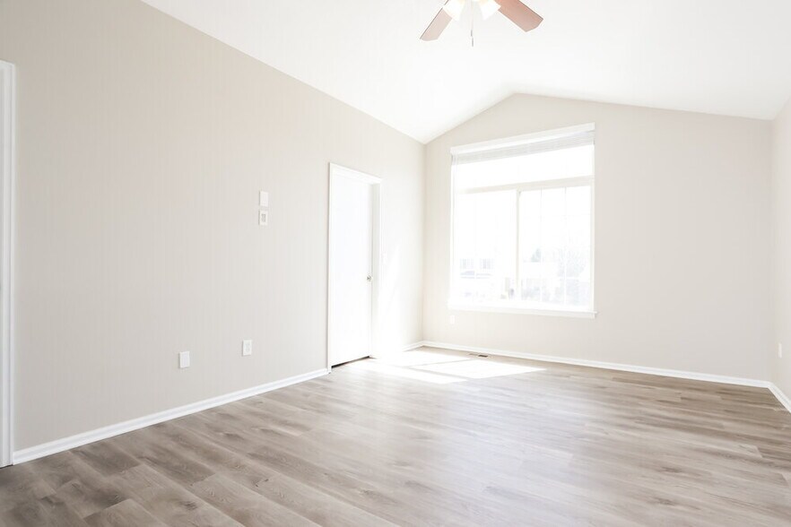 Building Photo - 13103 Clayton Ct