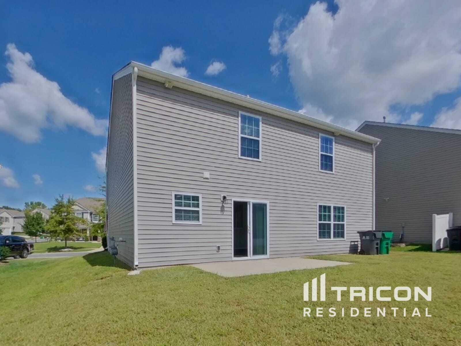 Building Photo - 7027 Palatine Ln