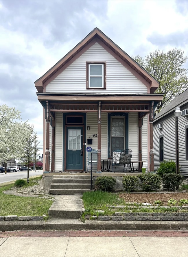 Building Photo - 933 S 4th St