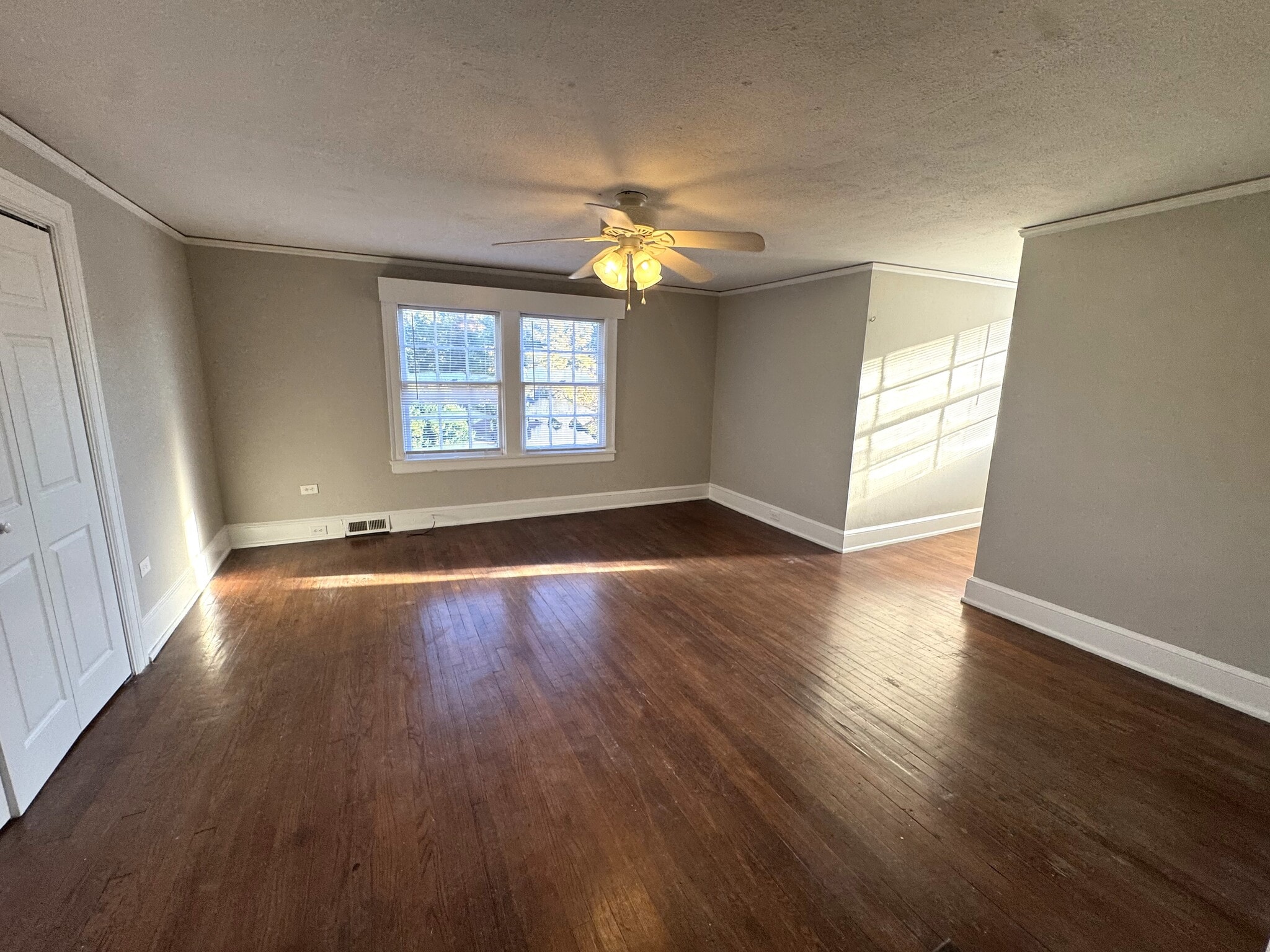 Building Photo - 1020 Cherry Hills Ct