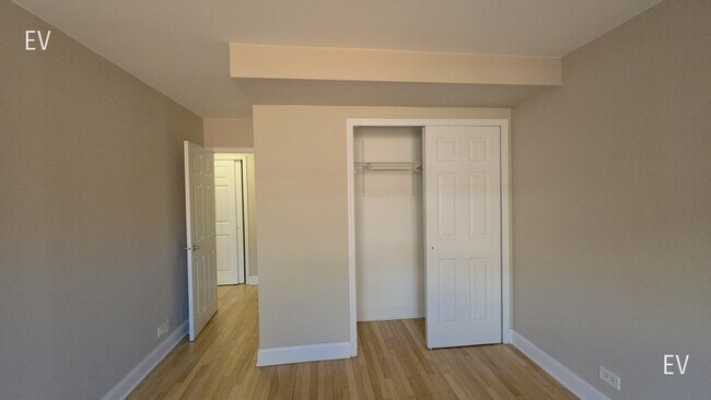 Building Photo - 310 Greenwich St