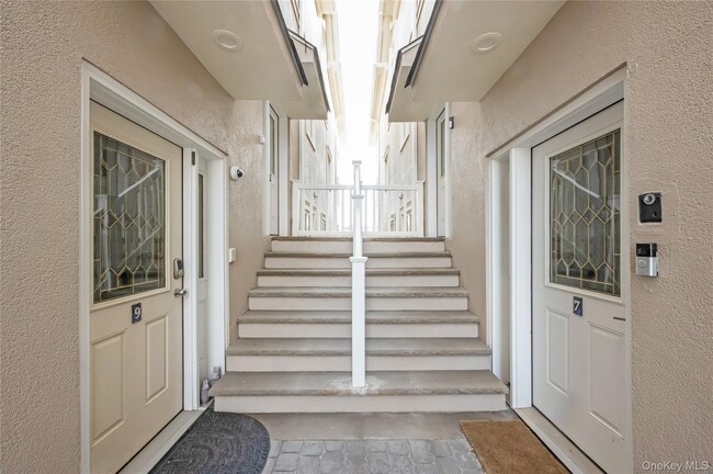 Building Photo - 1051 Oceanfront