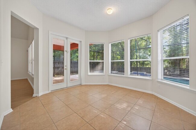 Building Photo - 4213 Victoria Lakes Dr W