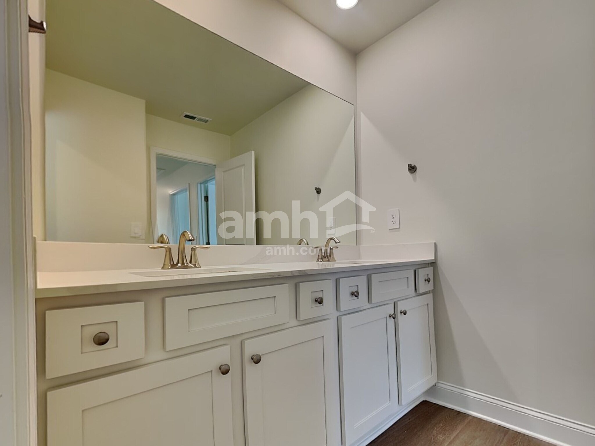 Building Photo - 3307 Emzy Dr