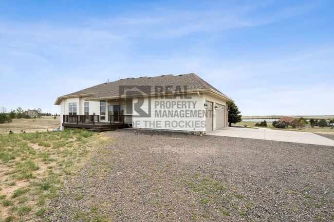 Building Photo - 3348 Hales Ranch Rd