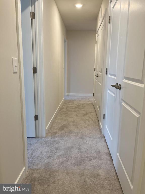 Building Photo - 9A Ford St