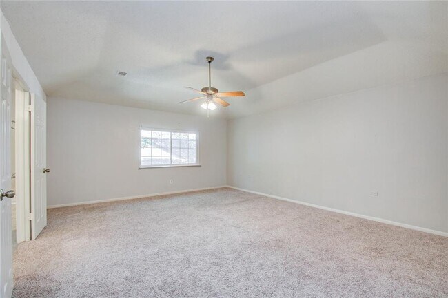Building Photo - 7803 Maple Brook Ln