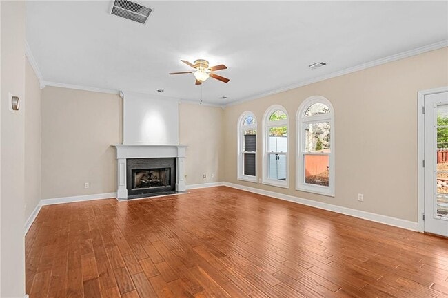 Building Photo - 560 Kimball Crest Ct