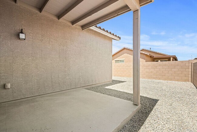 Building Photo - Beautiful Brand New 3 Bedroom Home with De...