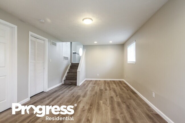 Building Photo - 1490 Maria Ave