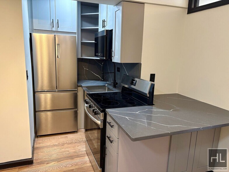 Building Photo - East 58th Street