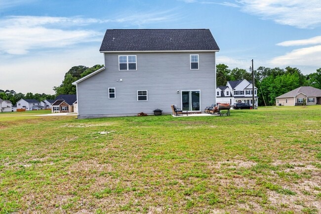 Building Photo - 312 Cotton Hl Pl