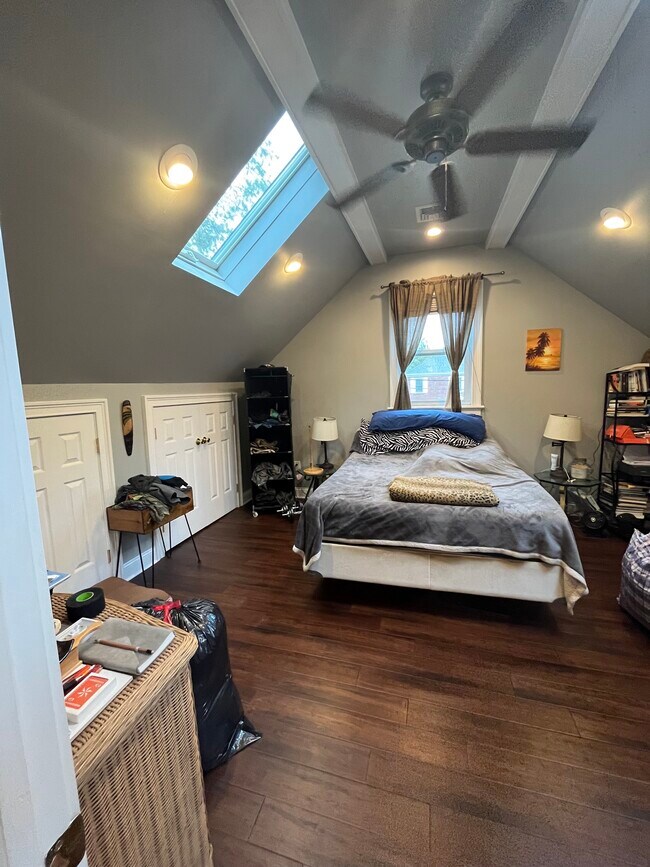 Bedroom - 6 Laurel Ave