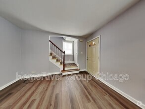Building Photo - 2209 E 97th St