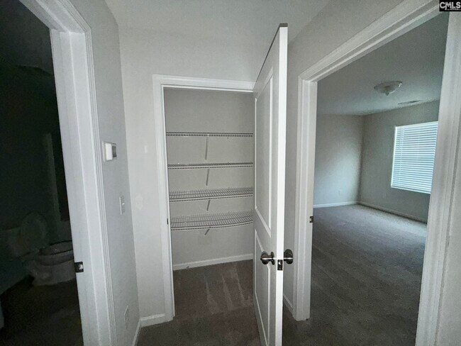 Building Photo - 639 Wooster Dr