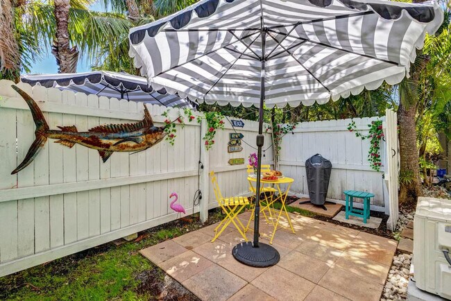 Building Photo - 2800 Broadway