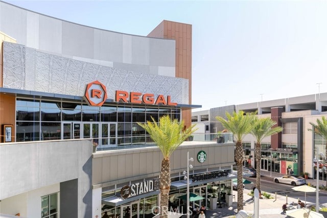 Building Photo - 6223 Carpenter Ave