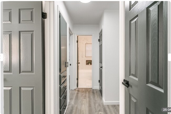 Building Photo - ASK ABOUT OUR VALENTINES DAY MOVE-IN SPECI...