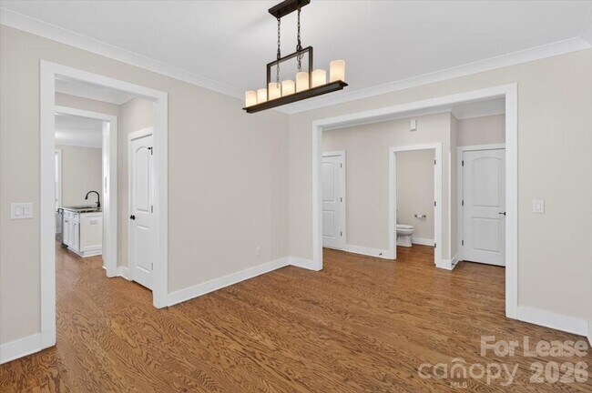 Building Photo - 5201 Valley Stream Rd