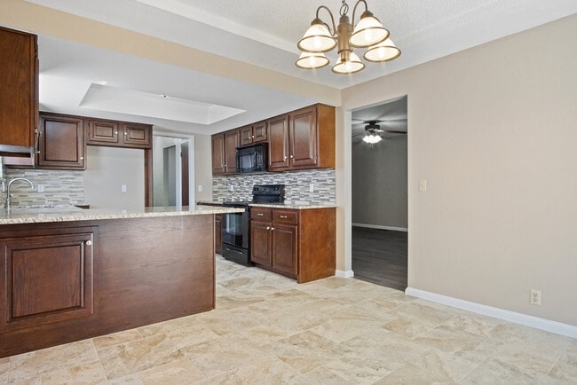 Building Photo - 3621 Wynn Cir