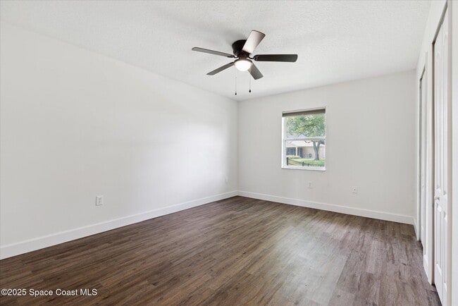 Building Photo - 1227 Winding Meadows Rd