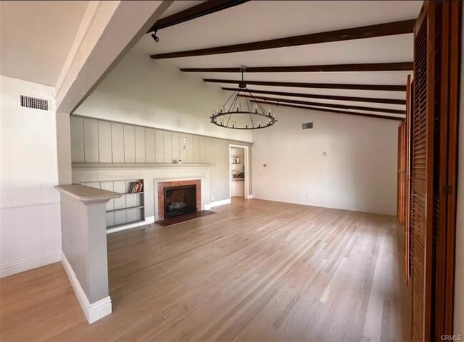 Building Photo - 3021 W Clark Ave