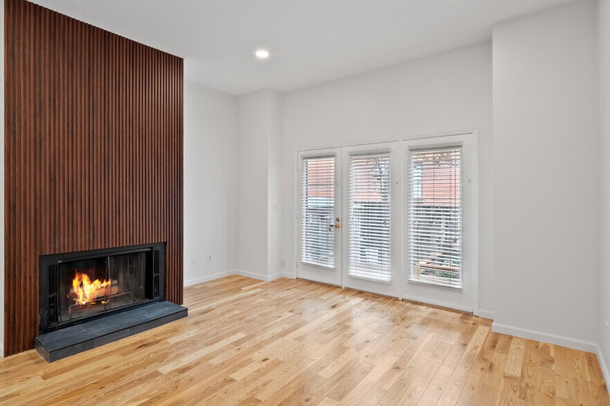 Building Photo - 4303 Laclede Ave