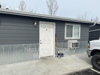 Building Photo - 1730 Montana Hwy 35