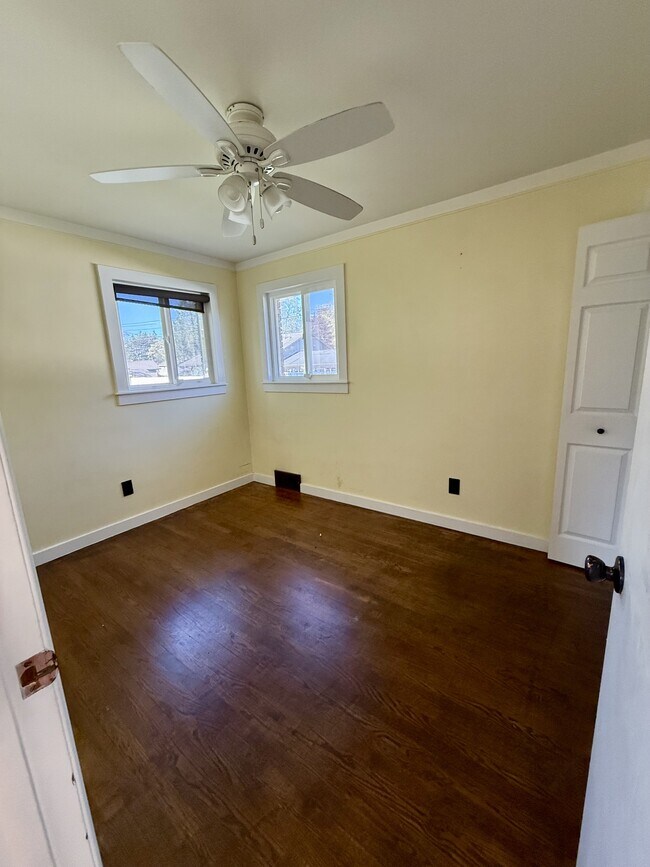 Building Photo - 52678 Pappy Ln