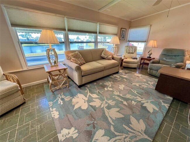 Building Photo - 1500 County Rd 1