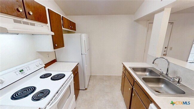 Primary Photo - 3076 Carroll Dr