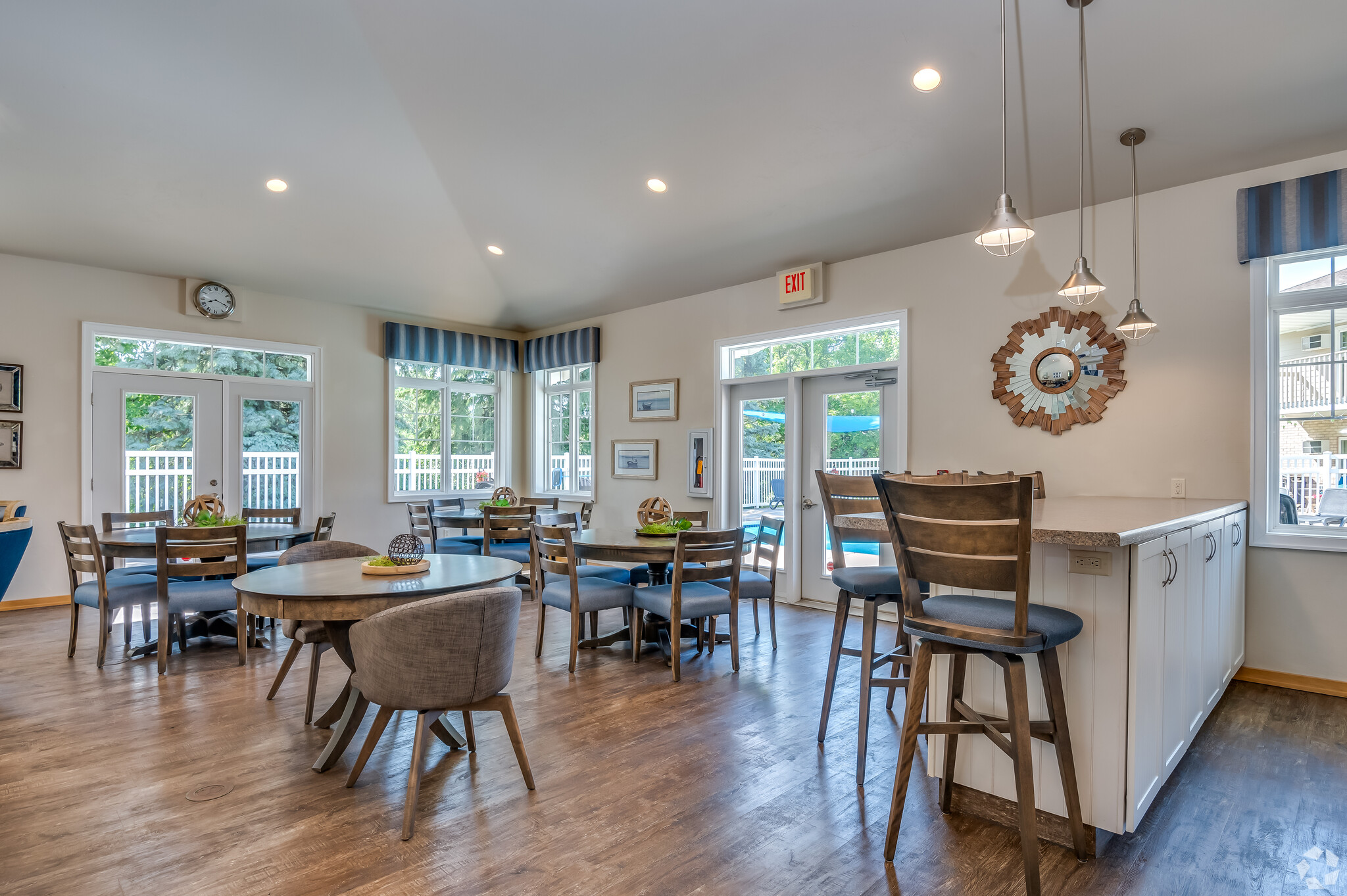 Building Photo - Scheuring Heights Apartments