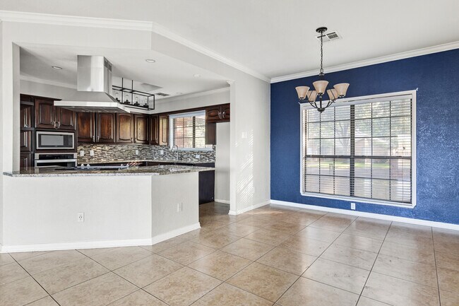 Building Photo - 412 Meadow Mountain Dr