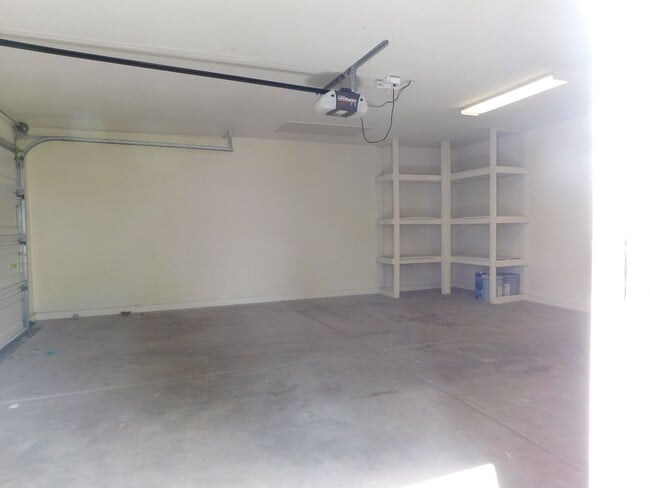 Building Photo - 1183 Inverness Way