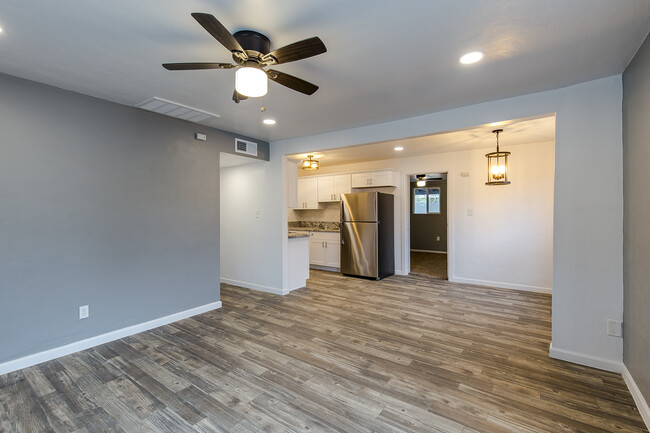 Building Photo - 4535 E 14th St