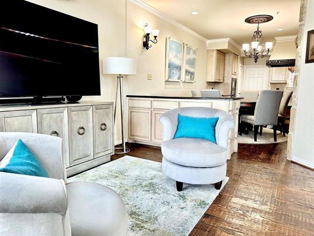 Building Photo - 402 Oakbrook Dr