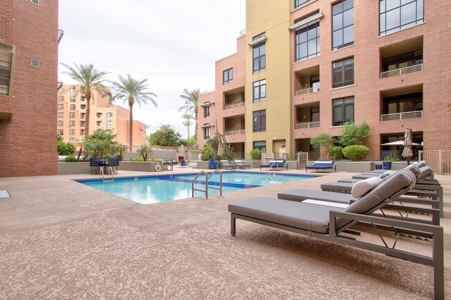 Building Photo - Heart of Old Town!!  Lofted Furnished Rental.  2 Parking Spots. Modern Living Resort!!  Front doo...